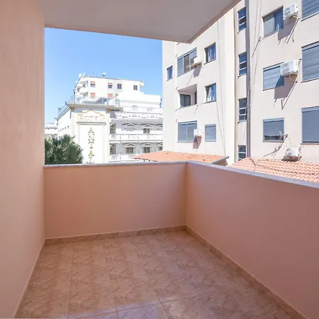 Sea Shell Apartment *