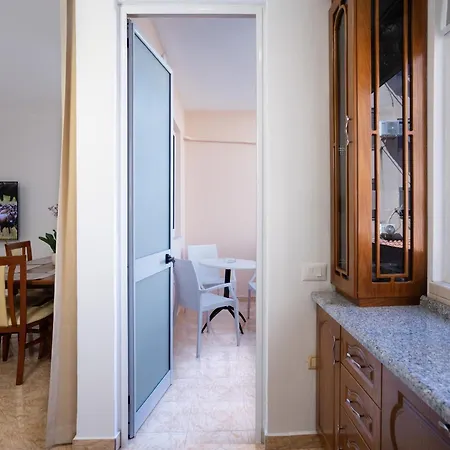 Apartment Sea Shell